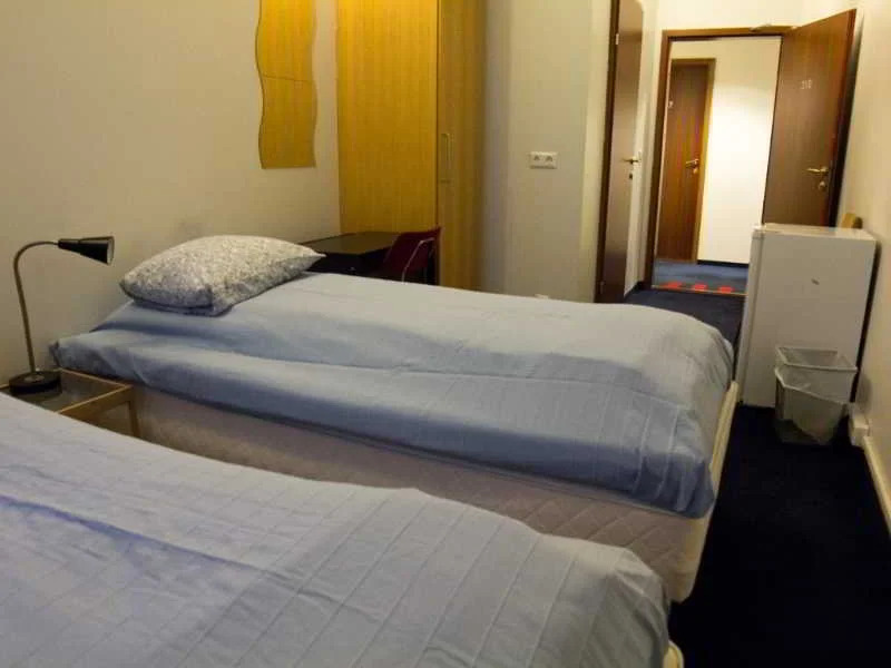 Hotel 66