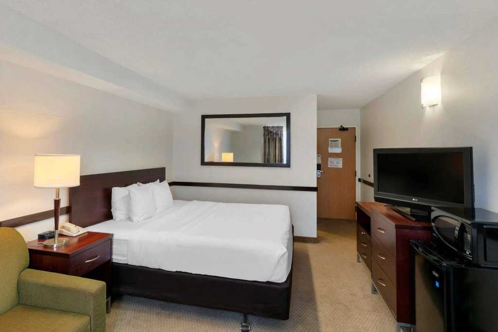 Hampton Inn by Hilton Montreal East Anjou