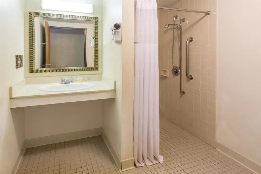 Days Inn Sheboygan/The Falls