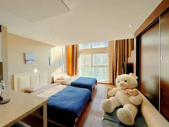 XueZhongYu Loft International Apartment