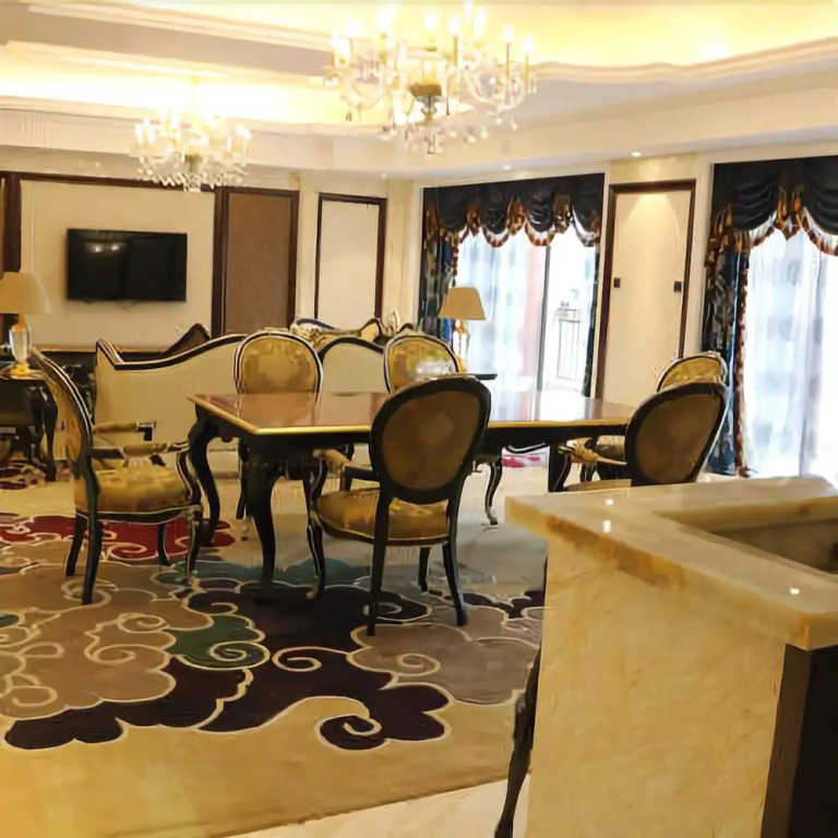 Jinqian Jiahua International Hotel