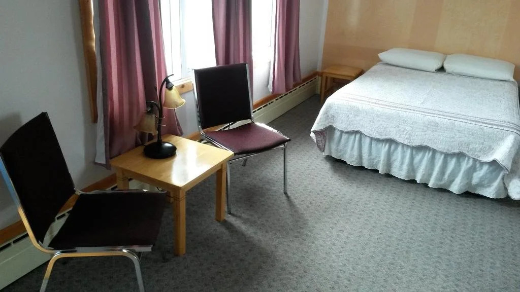 Highland Motel