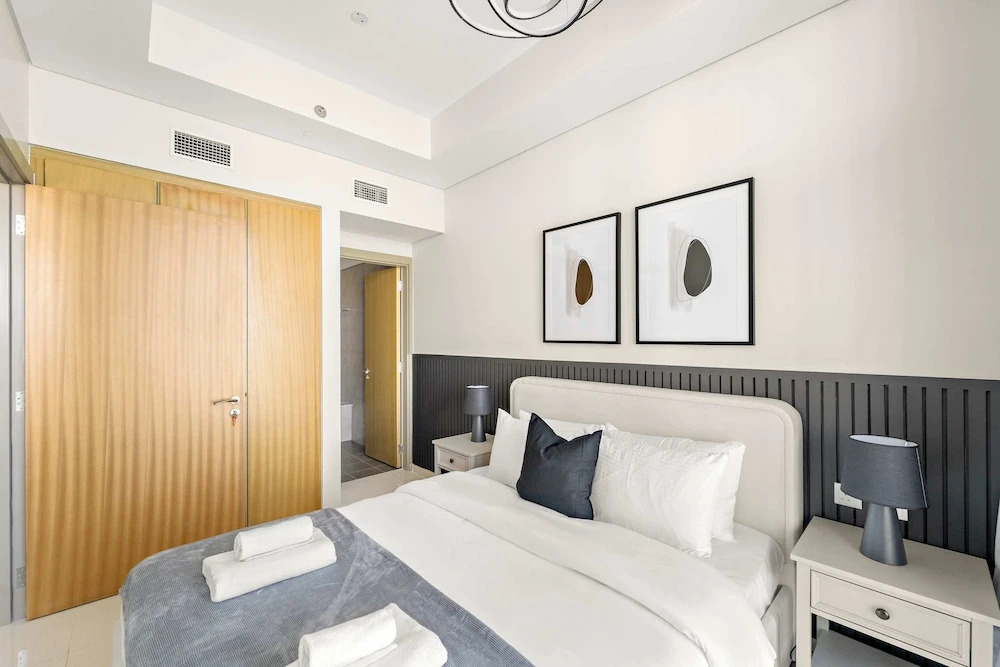 Silkhaus Stylish 2bdr in Aykon Tower