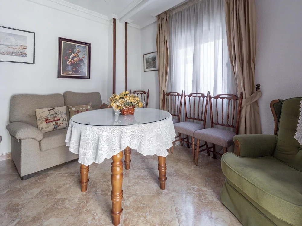 Simplistic Apartment in Ubeda near Clock Tower