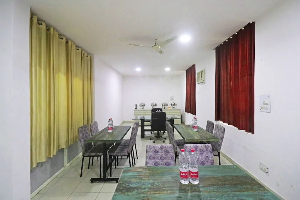 SRM Hotel Ashoka Palace