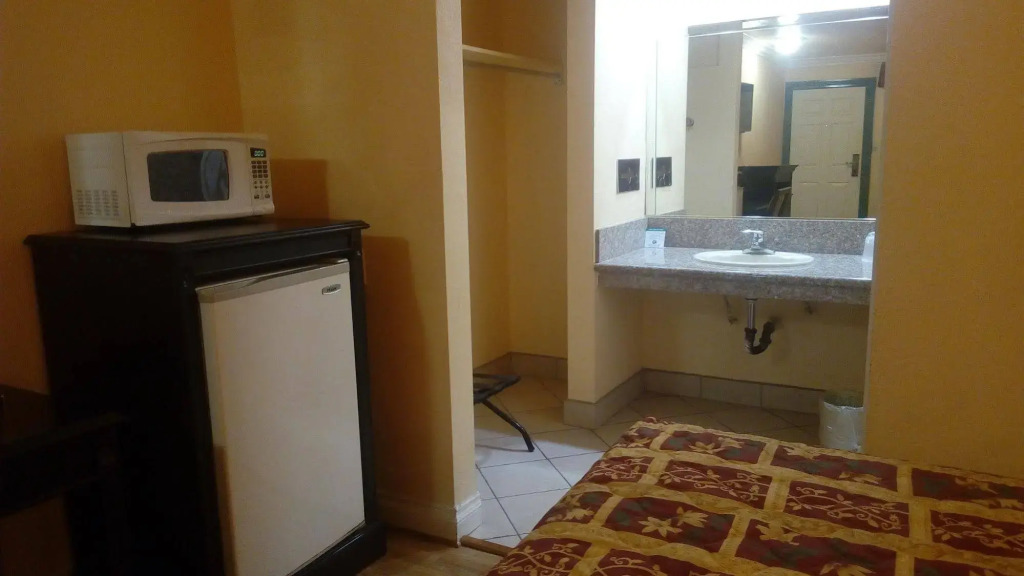 Regency Motel