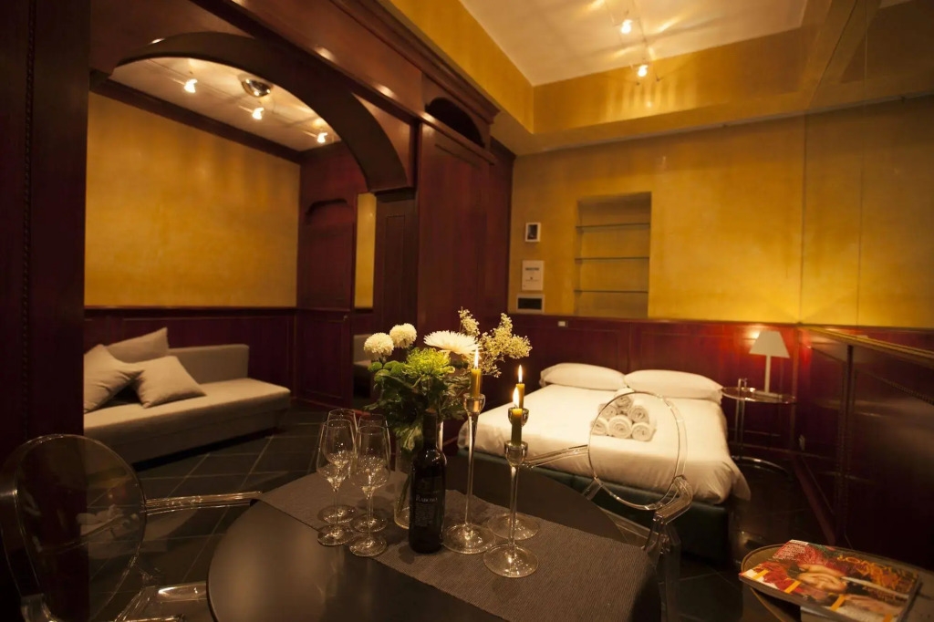 Casa Milano - Apartments and Rooms - Vintage Vibes, balcony