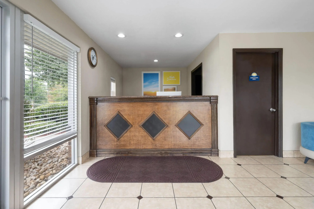 Days Inn by Wyndham Augusta Wheeler Road