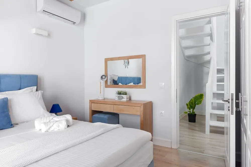 Reiki Luxury Villas