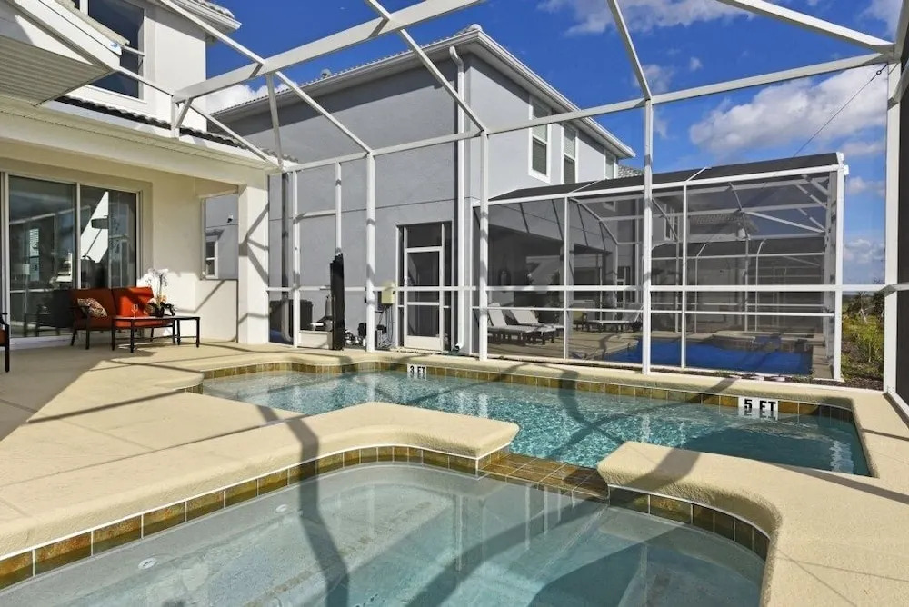 5-Bedroom Villa in Davenport Champions Gate-1624GMVDJGIL