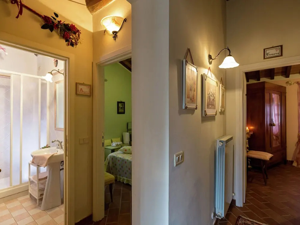 Gorgeous Holiday Home in Fratticciola With Swimming Pool