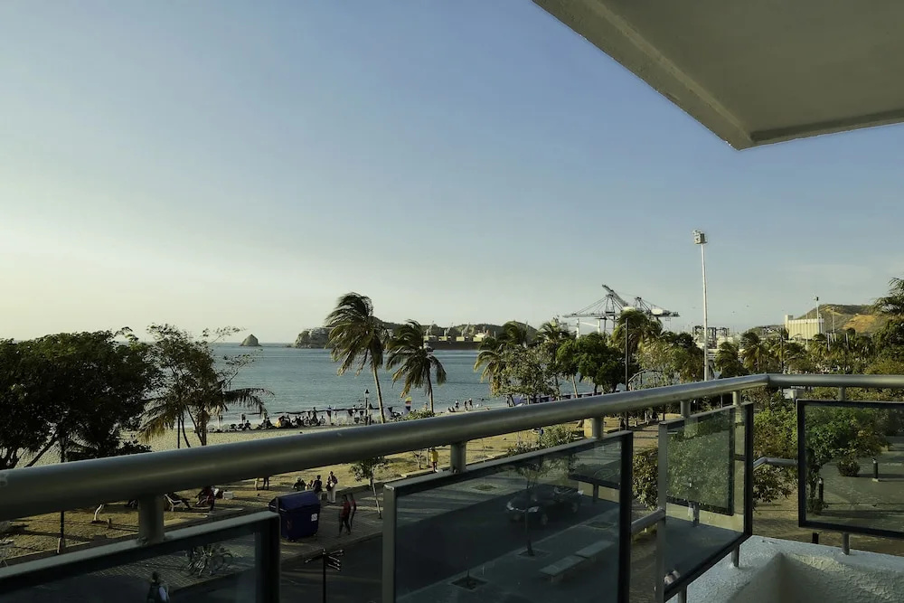 Hotel Sol Inn Santa Marta