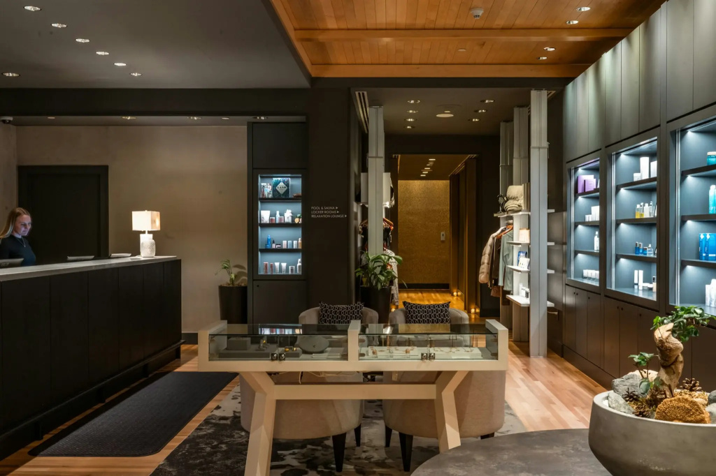 Four Seasons Resort Whistler