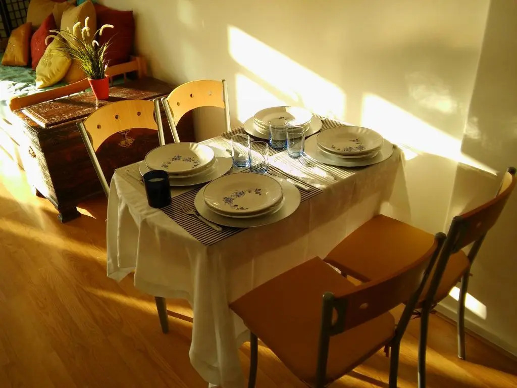 Zen Newton Apartment