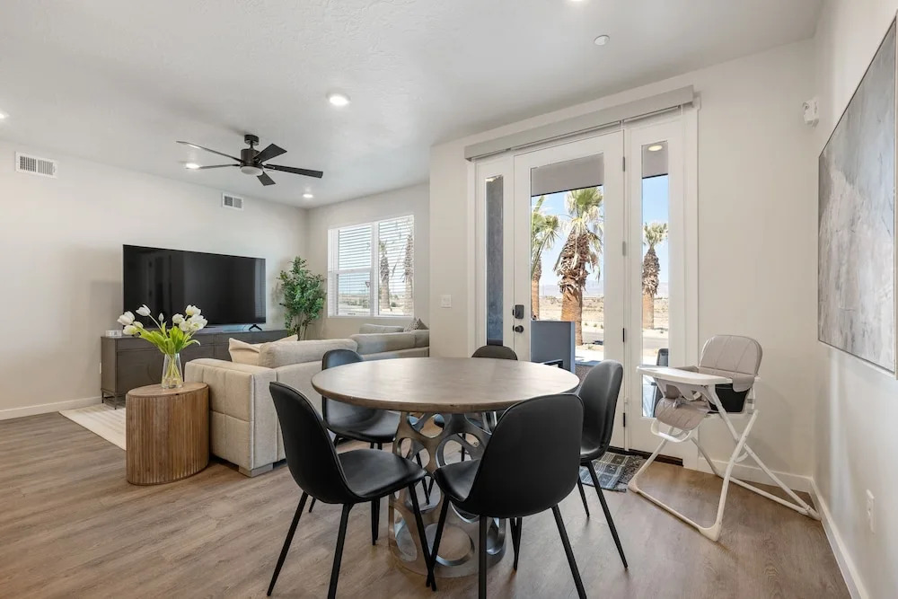 Blue Sky Oasis 2 Bedroom Condo