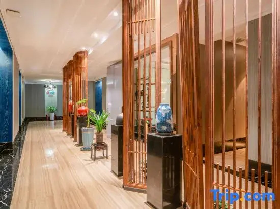 Songdeju Hotel (Jiujiang Lushan Station Zhonghua Xianmu Garden Branch)