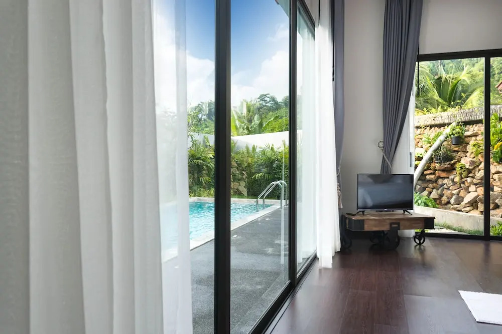 Luxury 3 Bedroom Villa CoCo