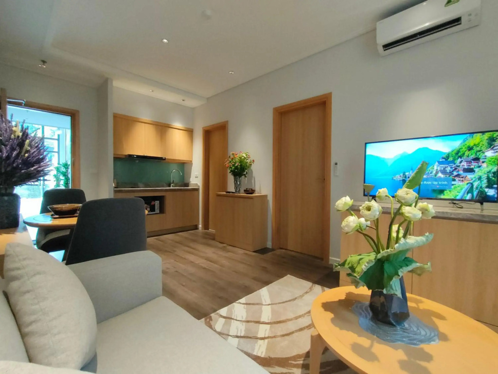 Hong Gia Tue Lake View