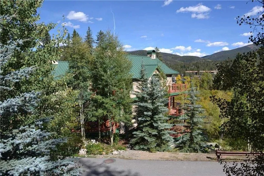 The Woods Townhomes Unit 115 by RedAwning