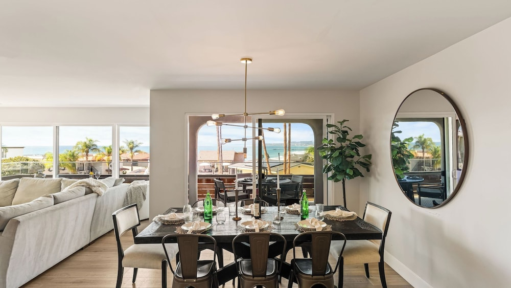 Rooftop w/ Hot Tub, Ocean Views 259 Trailhead Trestles 1 by Avantstay