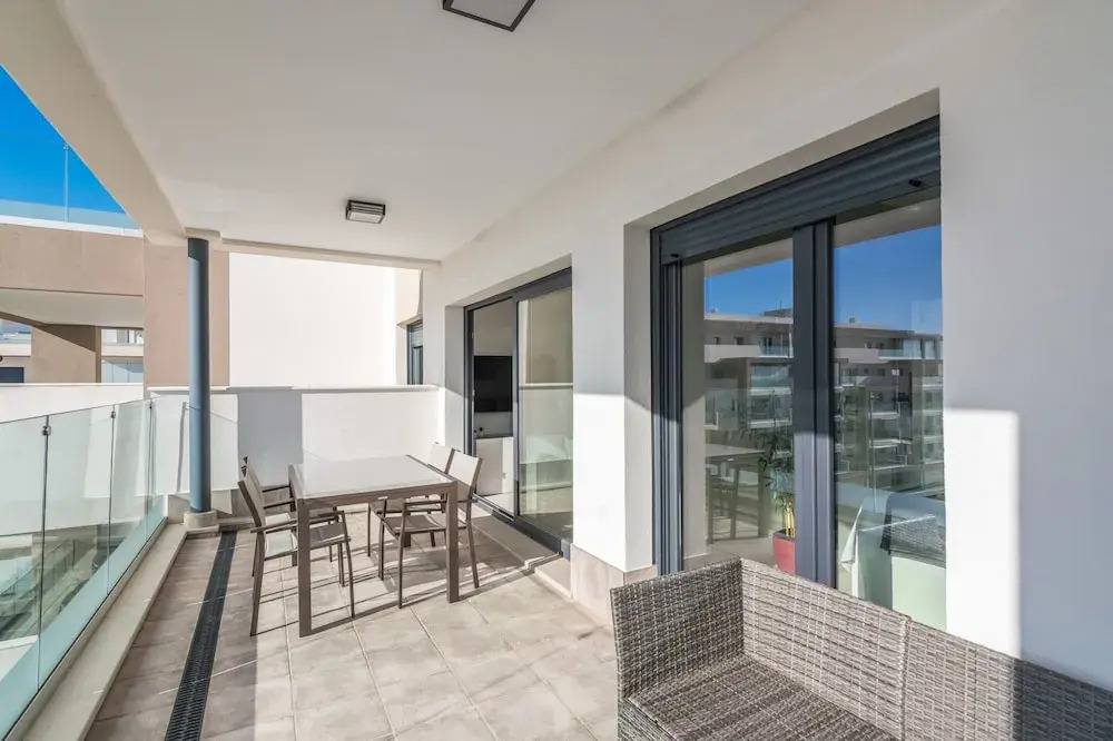 Isla Canela: Waterfront Family Oasis