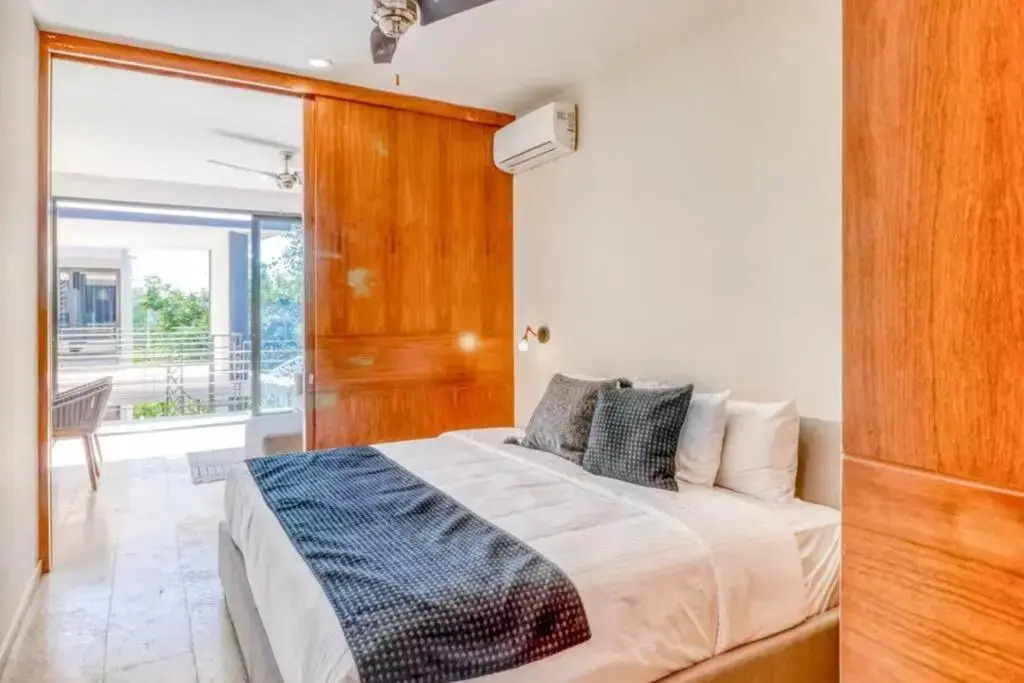 301 Amena Spacious Penthouse private Pools and View