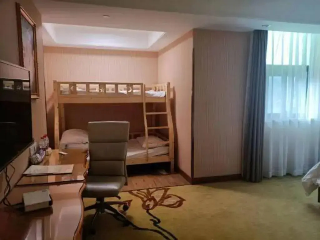Vienna Hotel Shanghai Chongming New City Lvhai Road