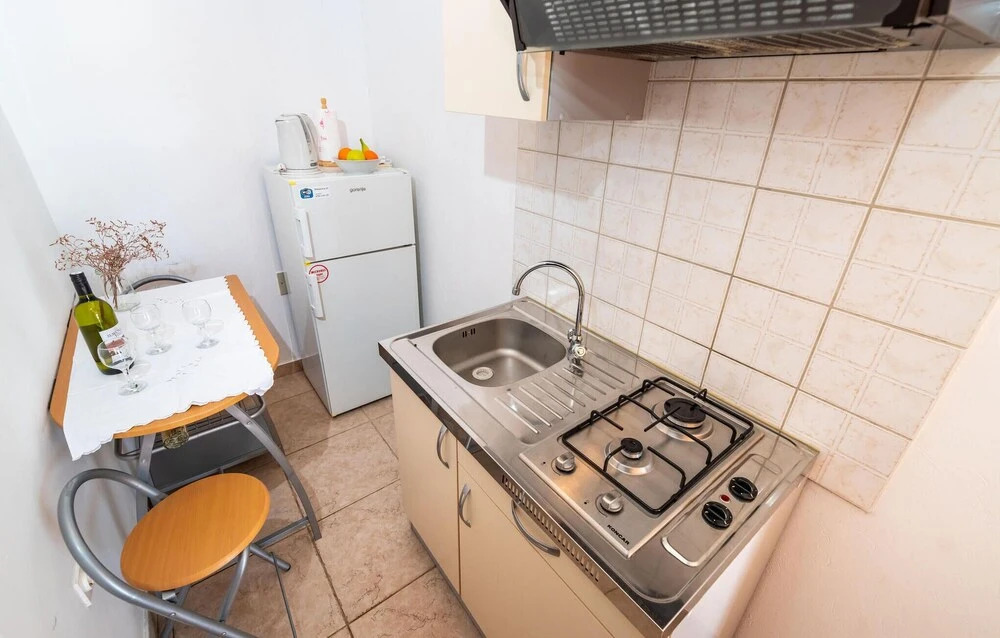 Nice Apartment in Maslenica With Wifi