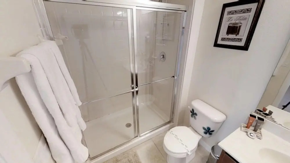 ACO FAMILY – 4 bd TOWNHOME WITH POOL (1515)