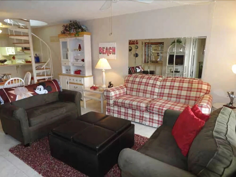 Ocean Park Terrace 202