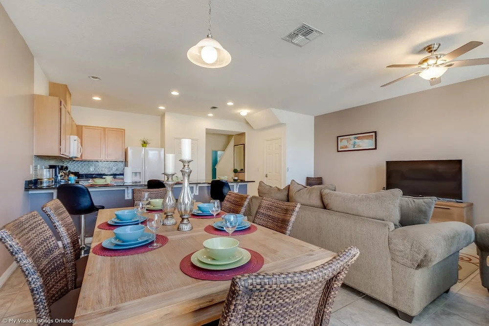 3185 Tocoa Circle