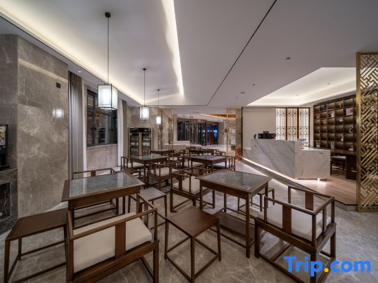 Mehood Lestie Hotel（Tianhengji International Automobile Store)）