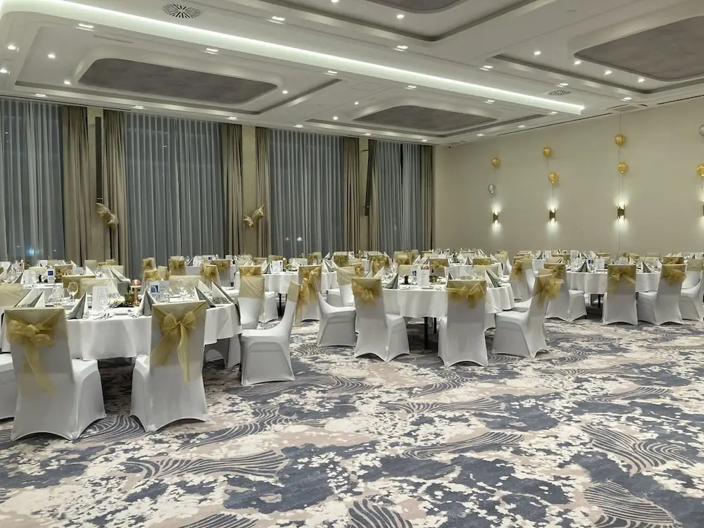 Tisia Hotel & Spa