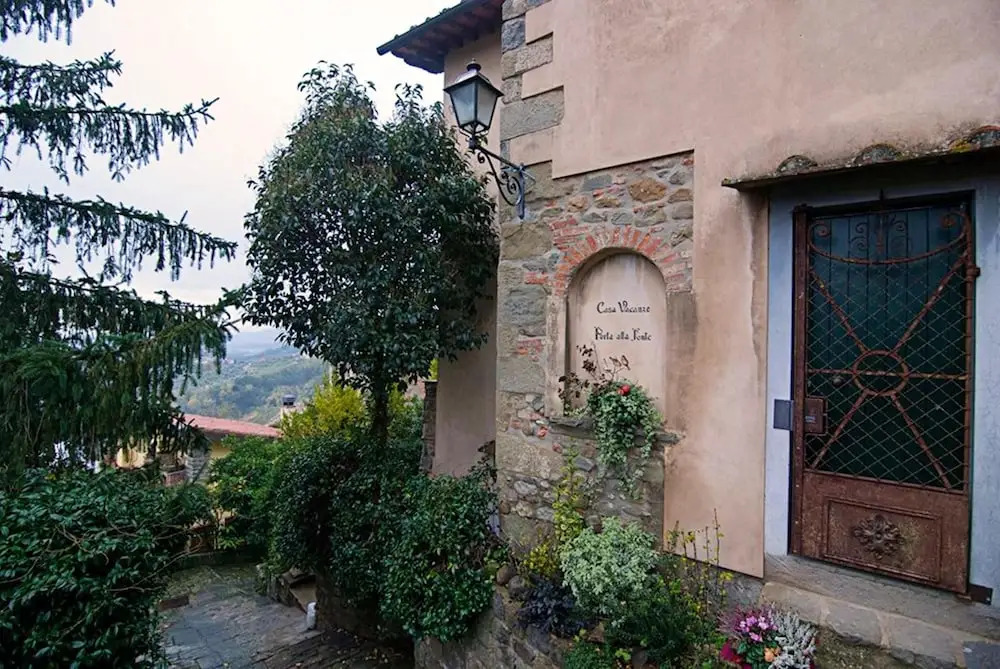 House with 2 Bedrooms in Massa E Cozzile, with Wonderful Mountain View, Enclosed Garden And Wifi - 50 Km From the Beach