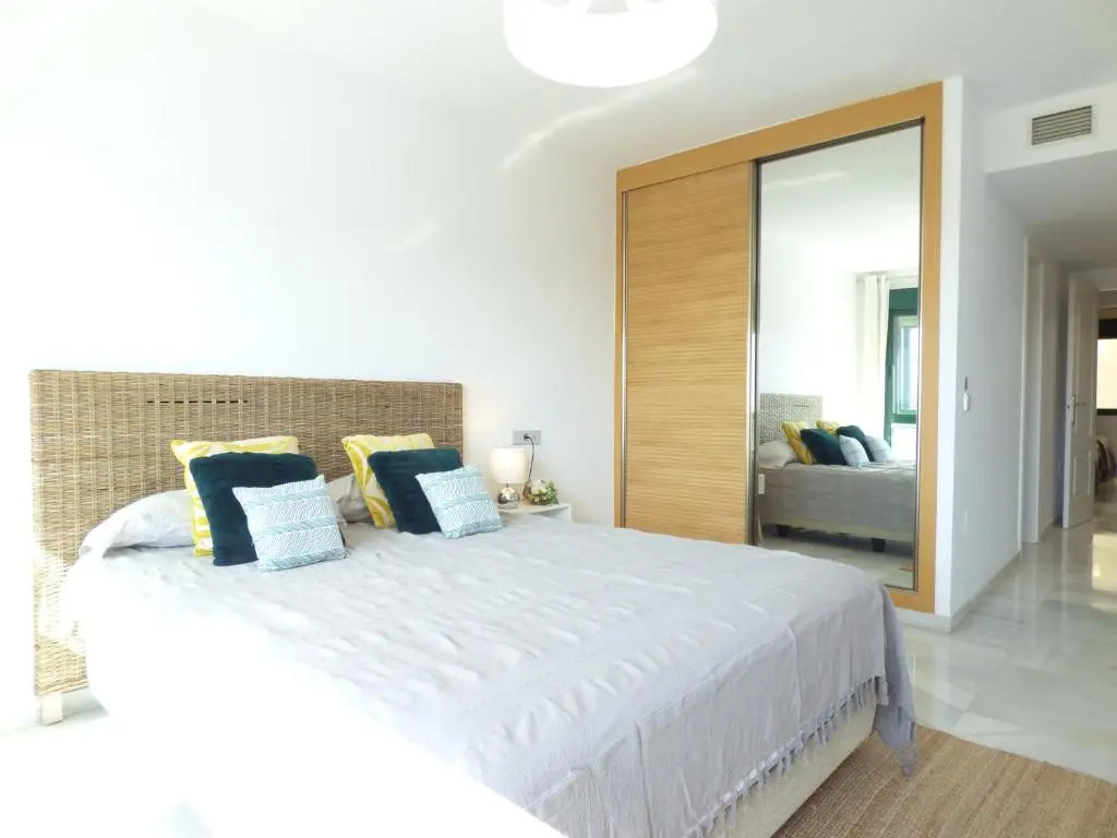 Ricardo Soriano 16 - EaW Homes