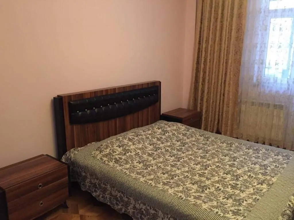23 Nikoloz Baratashvili Street