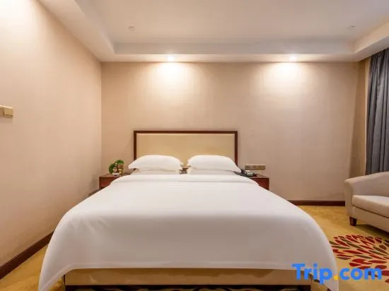 Junle Hotel (Guangzhou Feixiang Park Metro Station)