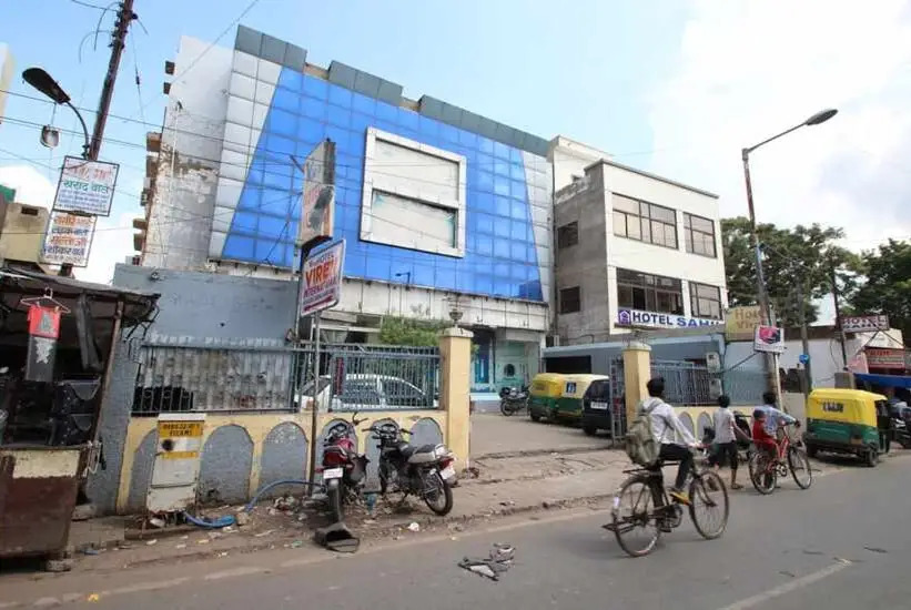 Hotel Viren International