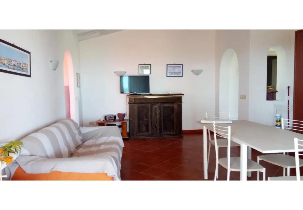 Villa Aura