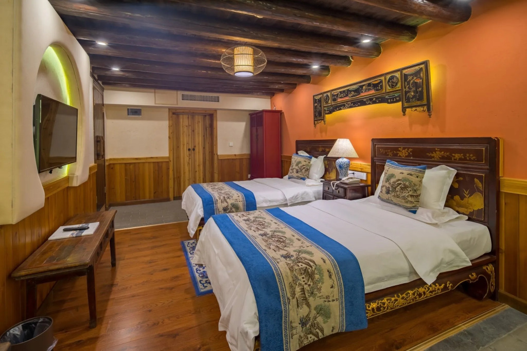 Yangshuo Ancient Garden Boutique Hotel-English speaking team&Swimming pool&Activities organized&Free pick up from Airport or TS over 4 nights