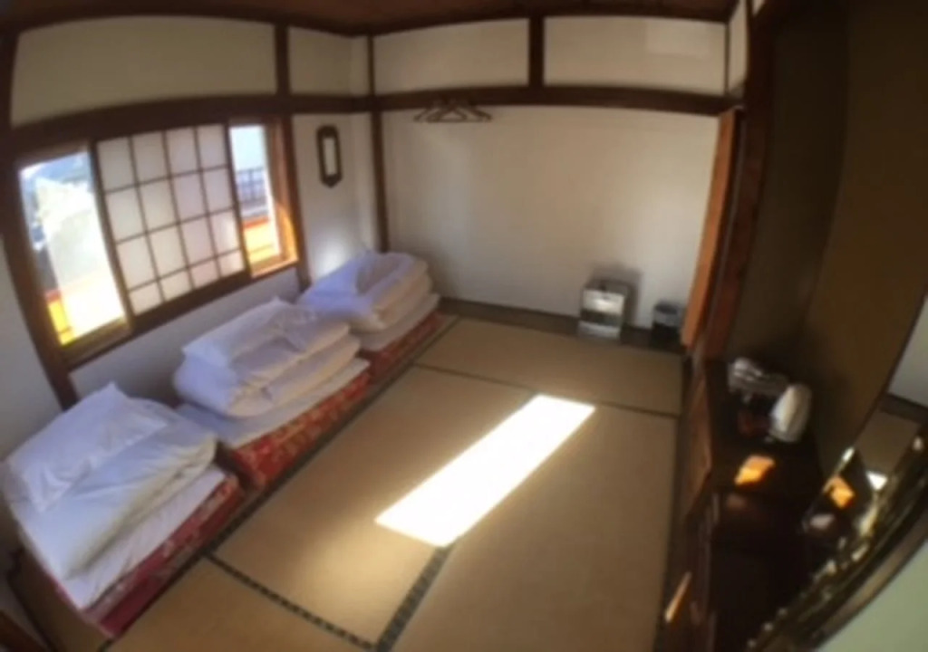 Koe House