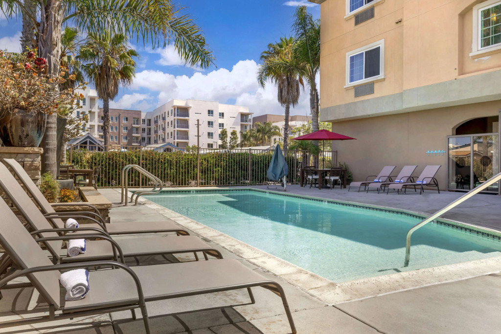 Best Western Plus Oceanside Palms
