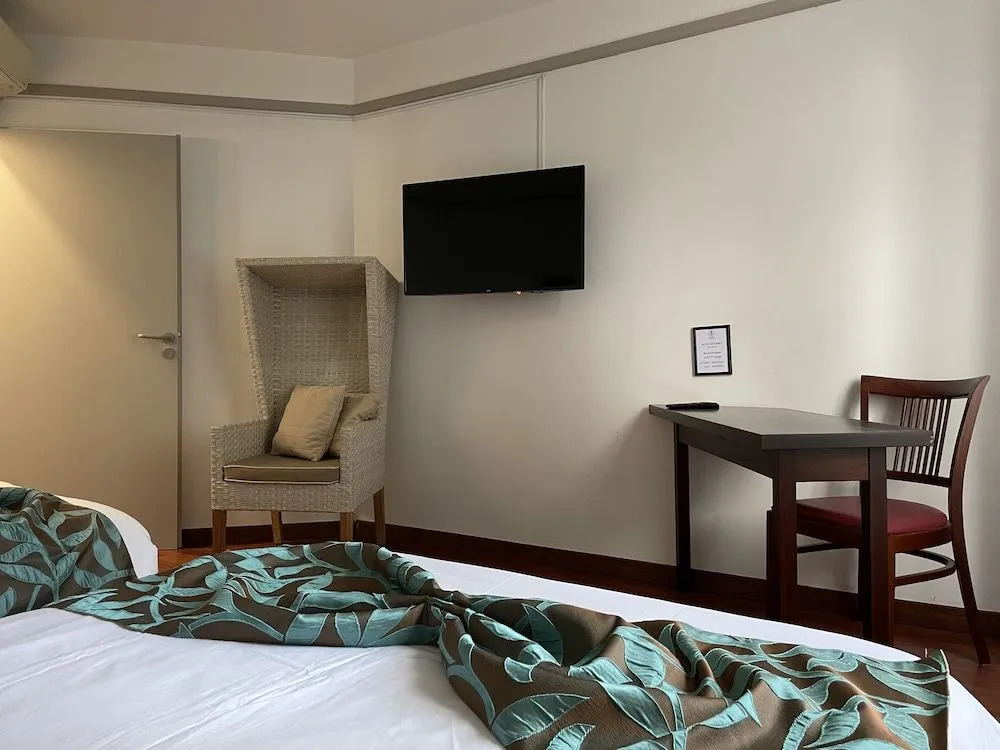 LEMBLEME - BOUTIQUE HOTEL