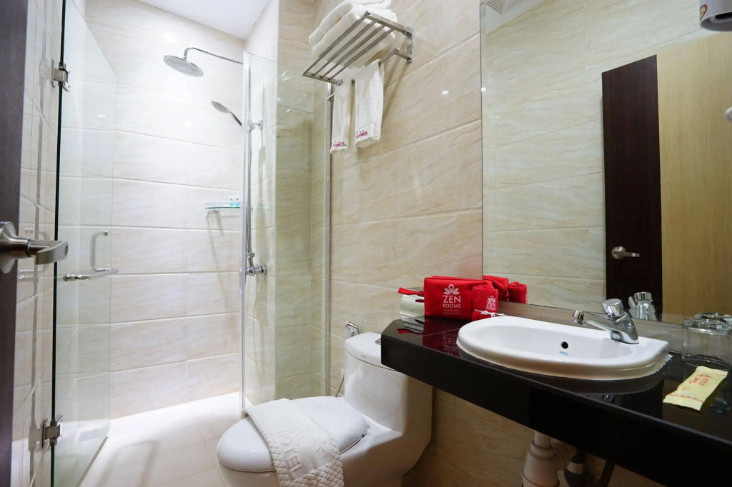 ZEN Rooms Jalan Pembangunan Nagoya
