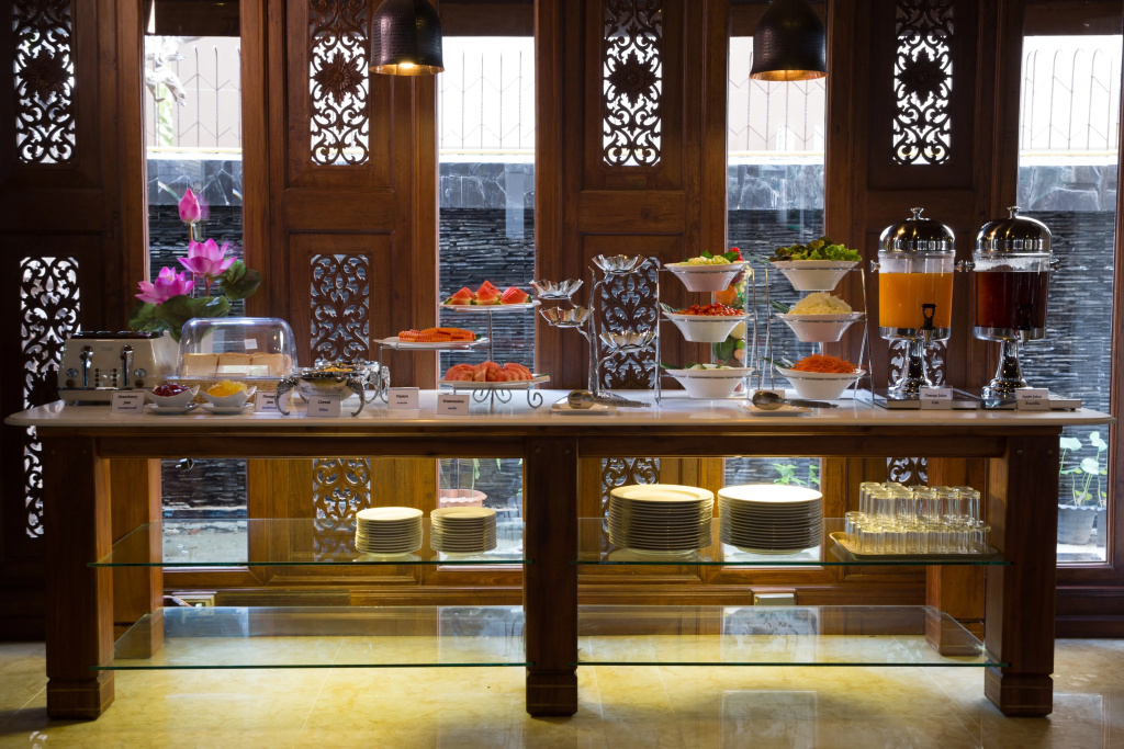True Siam Rangnam Hotel