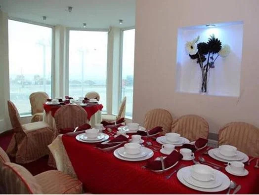 The New Oceans Hotel