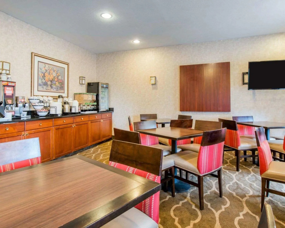 Comfort Inn North - Air Force Academy Area