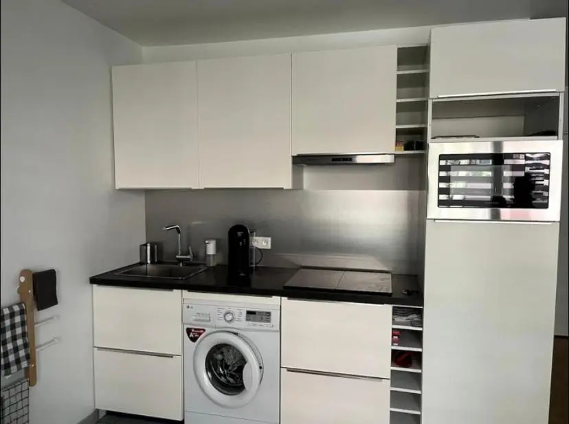 Superbe Studio Lumineux Haut de Gamme Tout Confort