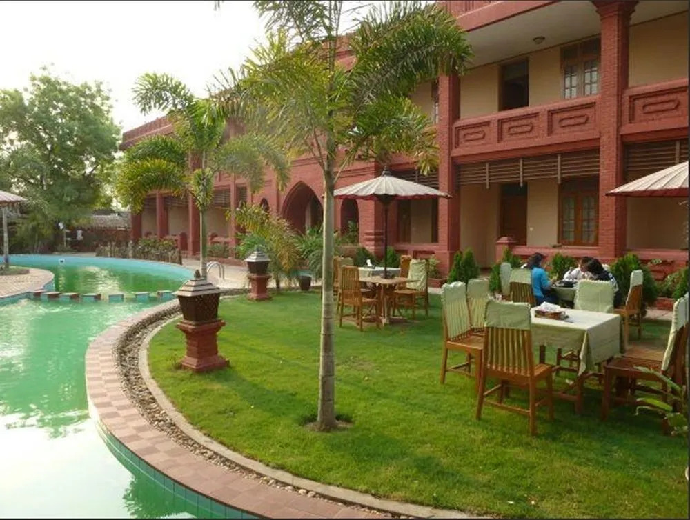Sky Palace Hotel Bagan