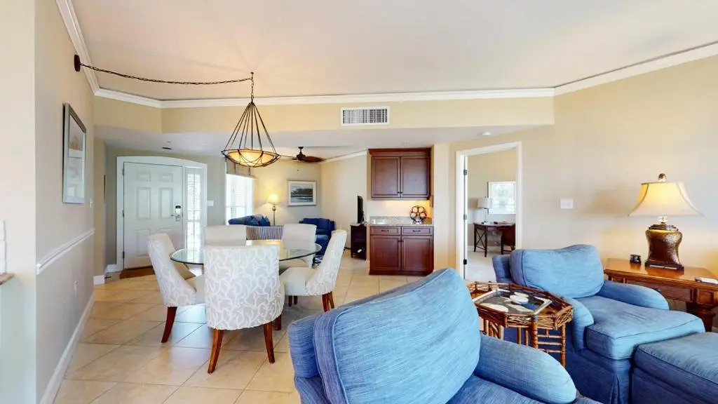 3208 Windsor Court South